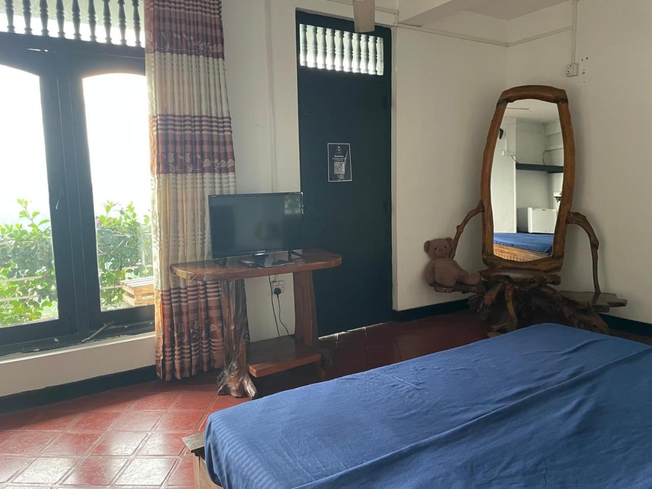 Kandy Gem Inn Blue Hotel ภายนอก รูปภาพ