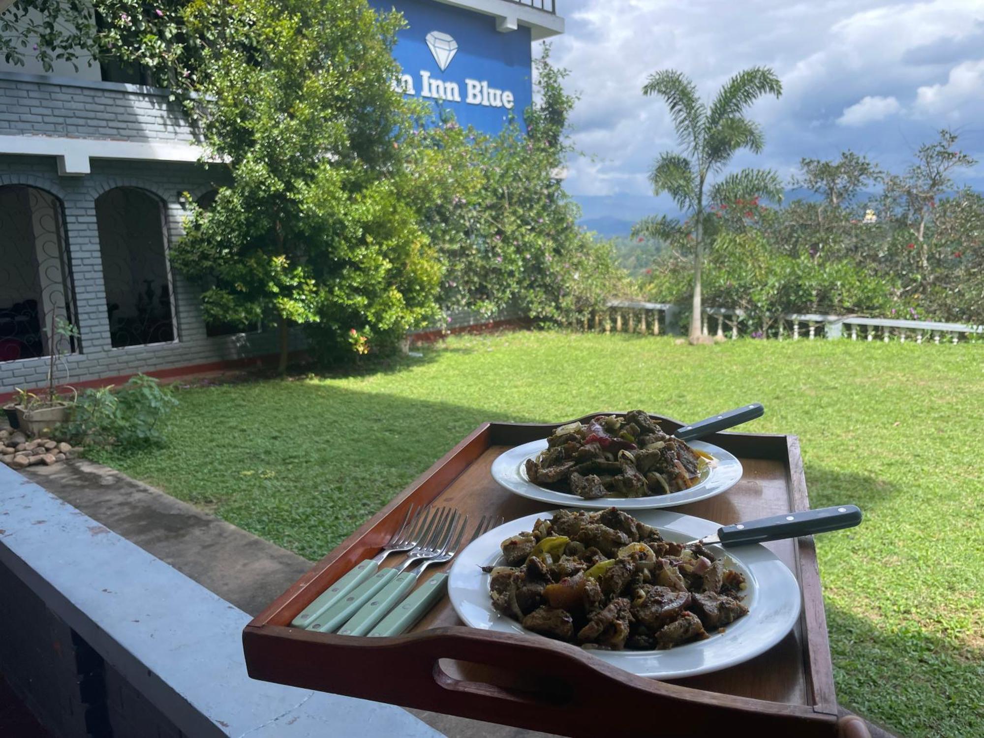 Kandy Gem Inn Blue Hotel ภายนอก รูปภาพ