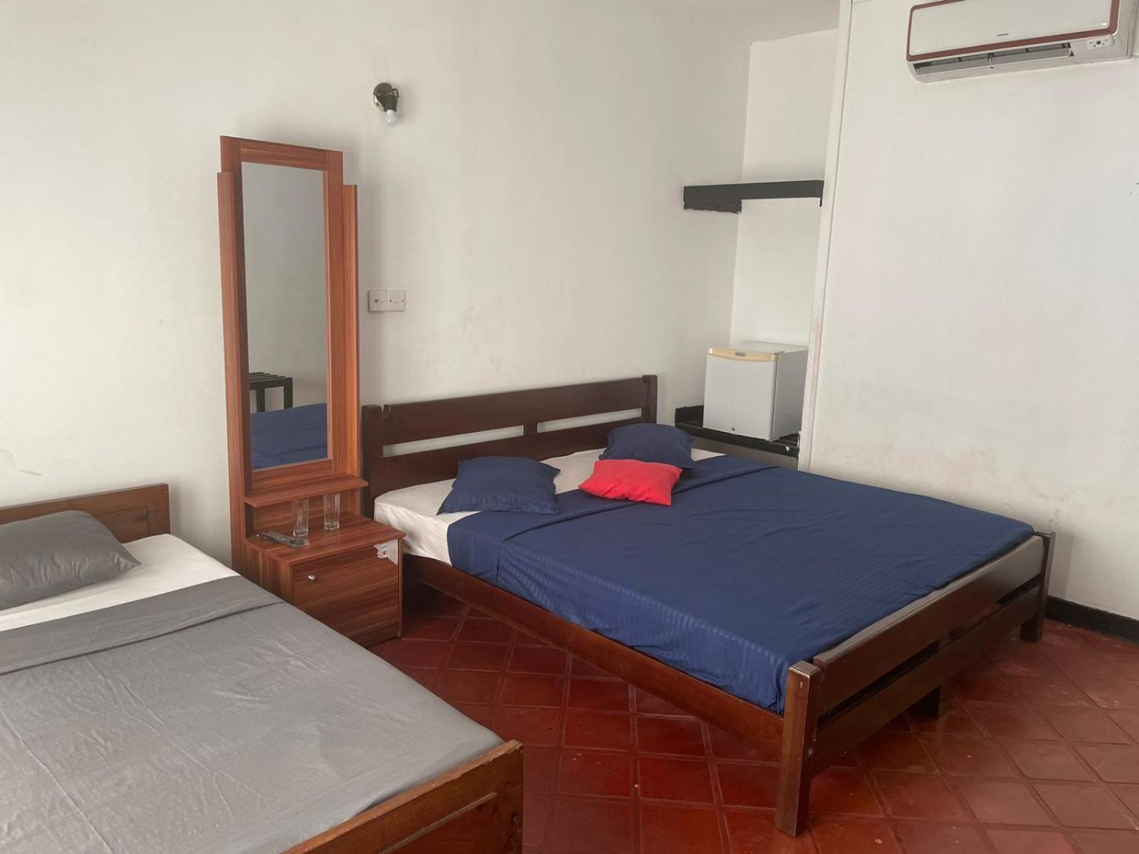 Kandy Gem Inn Blue Hotel ภายนอก รูปภาพ